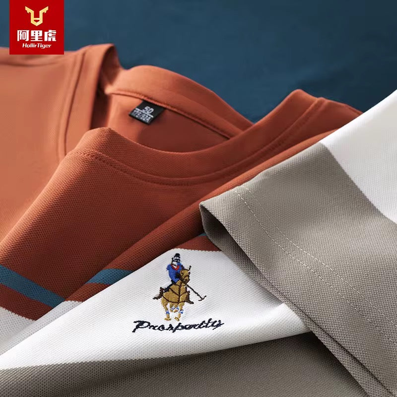 Superposition des tissus du T-shirt rayé pour homme de Ratley, mettant en valeur les nuances de marron et gris, idéal pour un style casual tout en restant actif. Polo Shirt men’s Sleeves for Casual Wear & Fitness.
